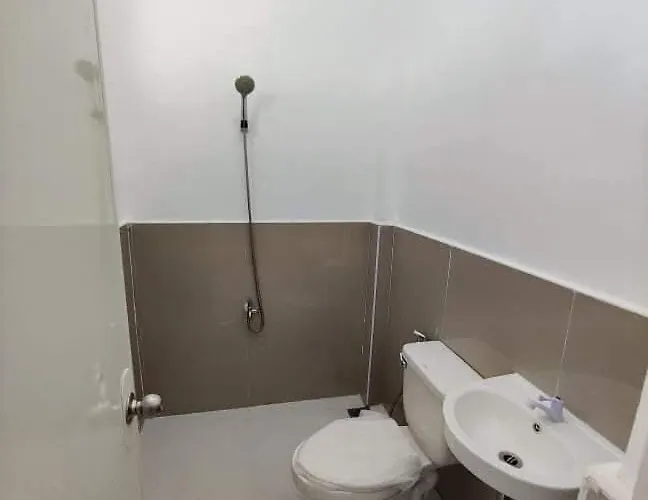 3-bedroom In City, Cebu Door#2 Apartment Bogo